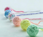 Kwispelwinkel | Kleurrijke Garenbal met Belletje voor Katten